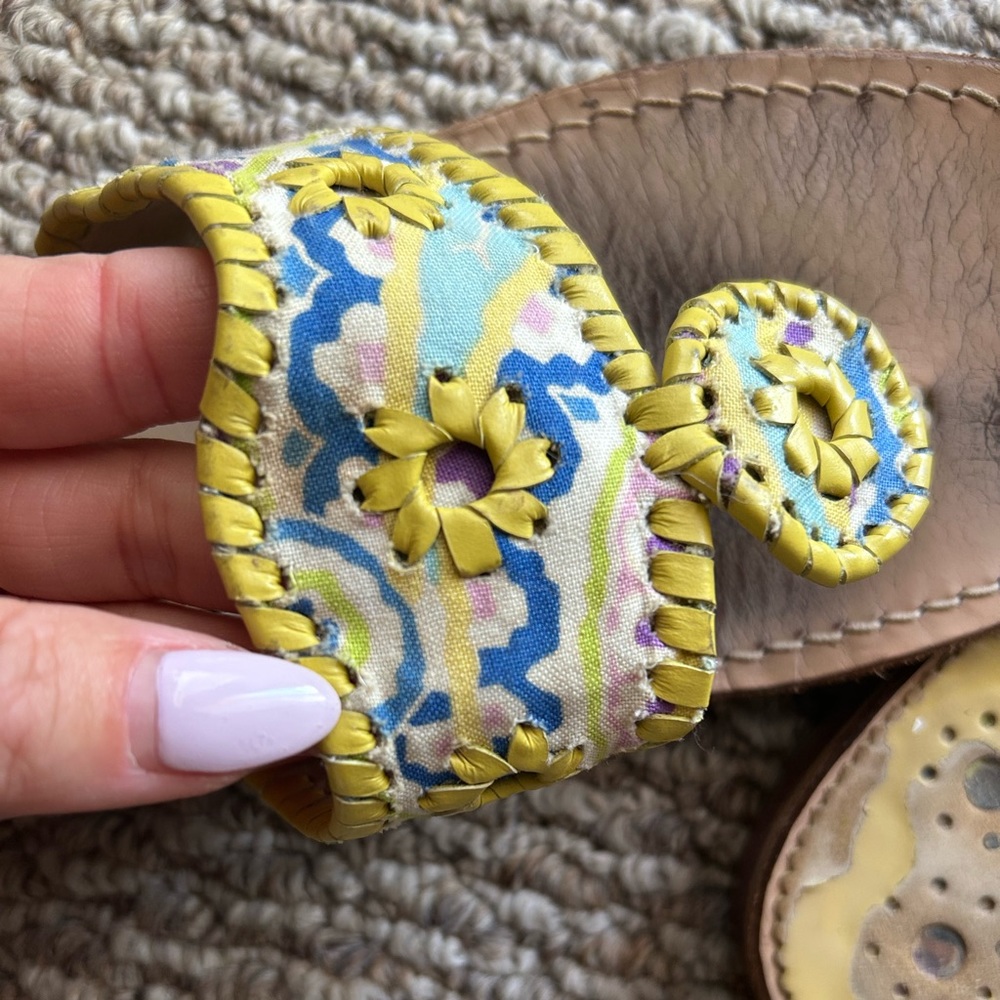 Vera Bradley Jack Rogers - Picture 2 of 3